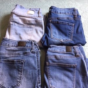 4 pair of jeans
